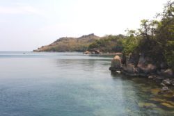 das-ufer-des-tanganjikasees-bei-kigoma-2