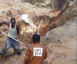 dans-un-puit-des-mines-de-la-smb-dans-le-masisi-250x208-4929337