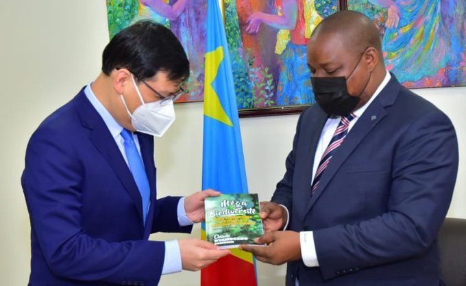 nyamugabo-avec-la-chine-7435805